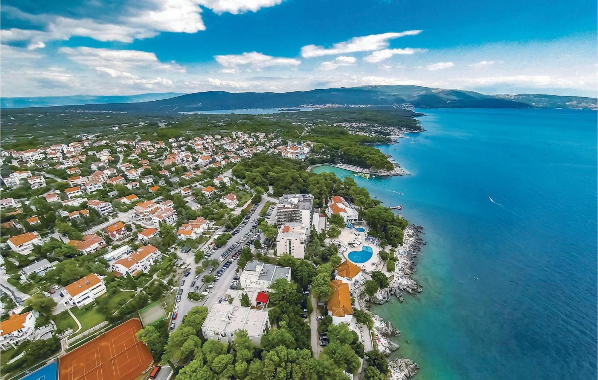 2 Bedroom Gorgeous Home In Baska Extérieur photo